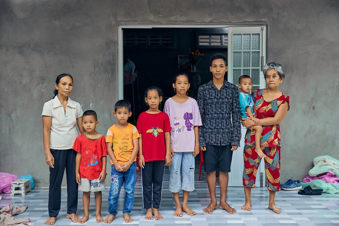 'Hành trình ước mơ' tập 3: Tiêu Minh Phụng, Long Nón Lá đi bán kẹo bông gòn dạo