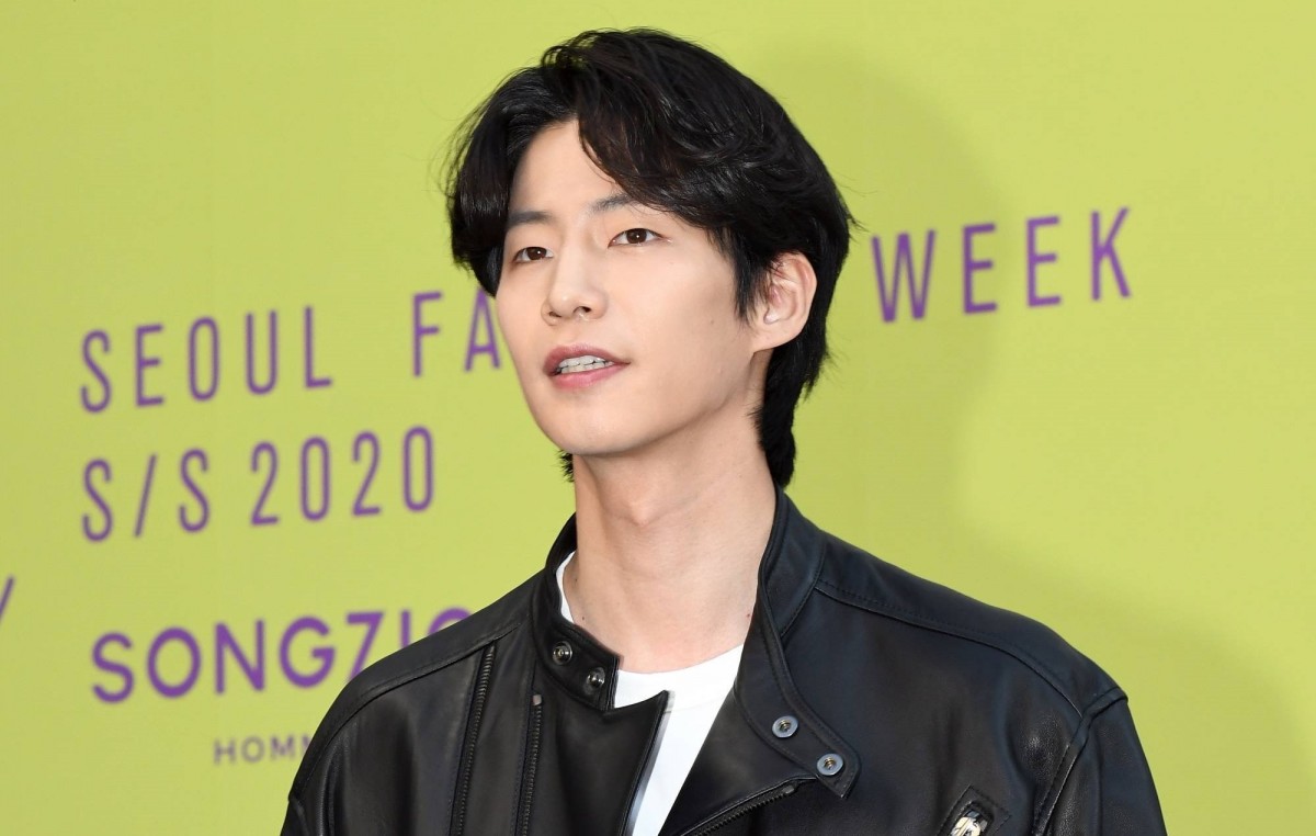 Hé lộ nguyên nhân Song Jae Rim qua đời: Do bị fan cuồng quấy rối?