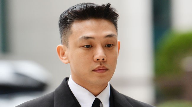 Yoo Ah In cạo đầu, xin khoan hồng trong phiên tòa phúc thẩm