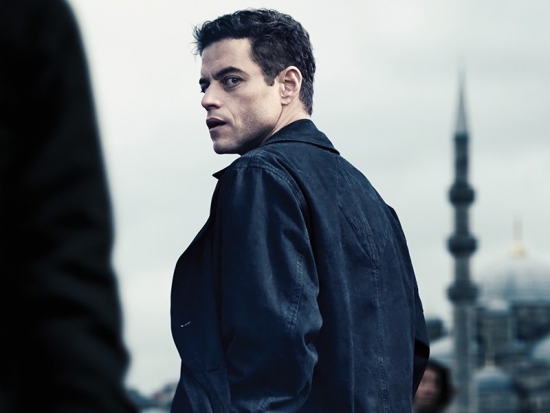 Hết hack máy tính, Rami Malek chuyển sang ám sát trong 'The Amateur'