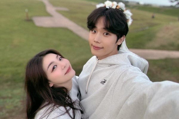 Những cặp ca sĩ - diễn viên cực đẹp đôi của làng giải trí Hàn Quốc