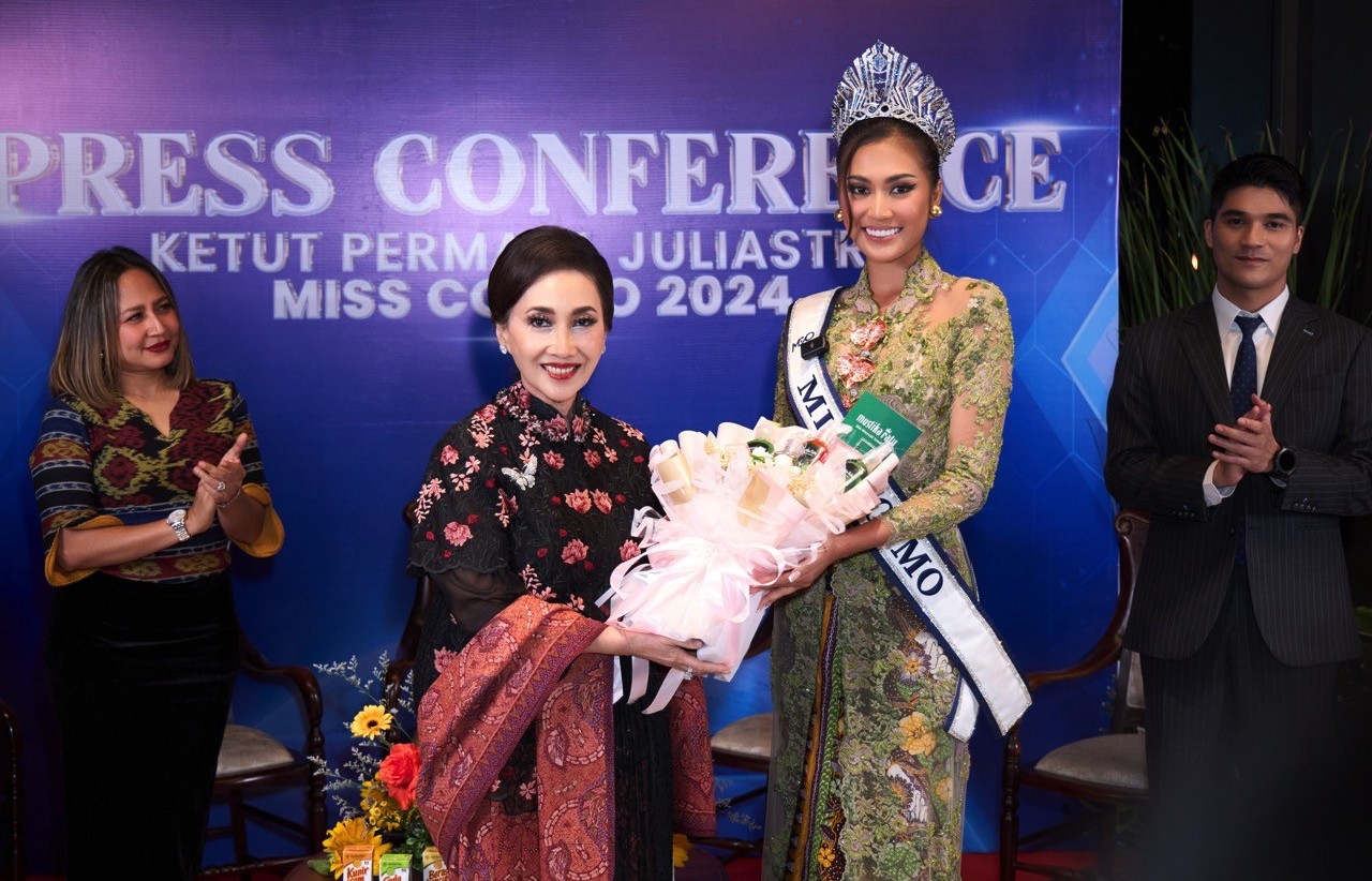 Bộ trưởng Bộ Du lịch Indonesia tham dự họp báo chào đón 'Miss Cosmo 2024' - Ketut Permata Juliastrid (Tata) về nước