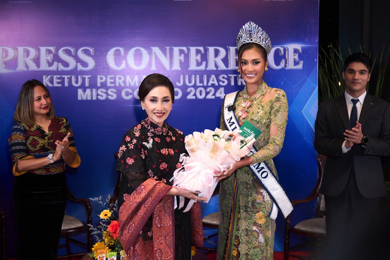 Bộ trưởng Bộ Du lịch Indonesia tham dự họp báo chào đón 'Miss Cosmo 2024' - Ketut Permata Juliastrid (Tata) về nước