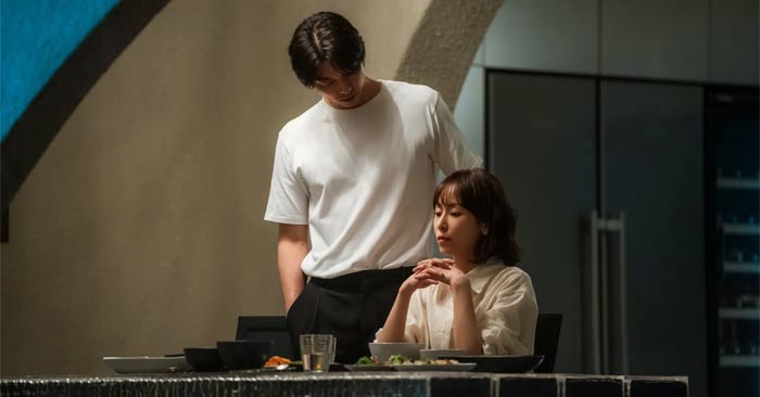 Có gì trong 'The Trunk': Không dừng lại ở cảnh nóng của Gong Yoo và Seo Hyun Jin