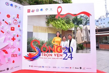 Nhiều sao Việt đồng hành cùng người sống chung với HIV/AIDS