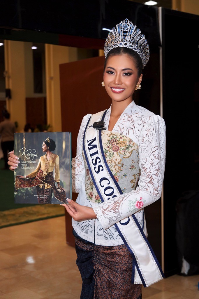 'Miss Cosmo 2024' Ketut Permata Juliastrid cùng Á hậu Karnruethai Tassabut lan tỏa nụ cười yêu thương đến các em nhỏ tại Bali