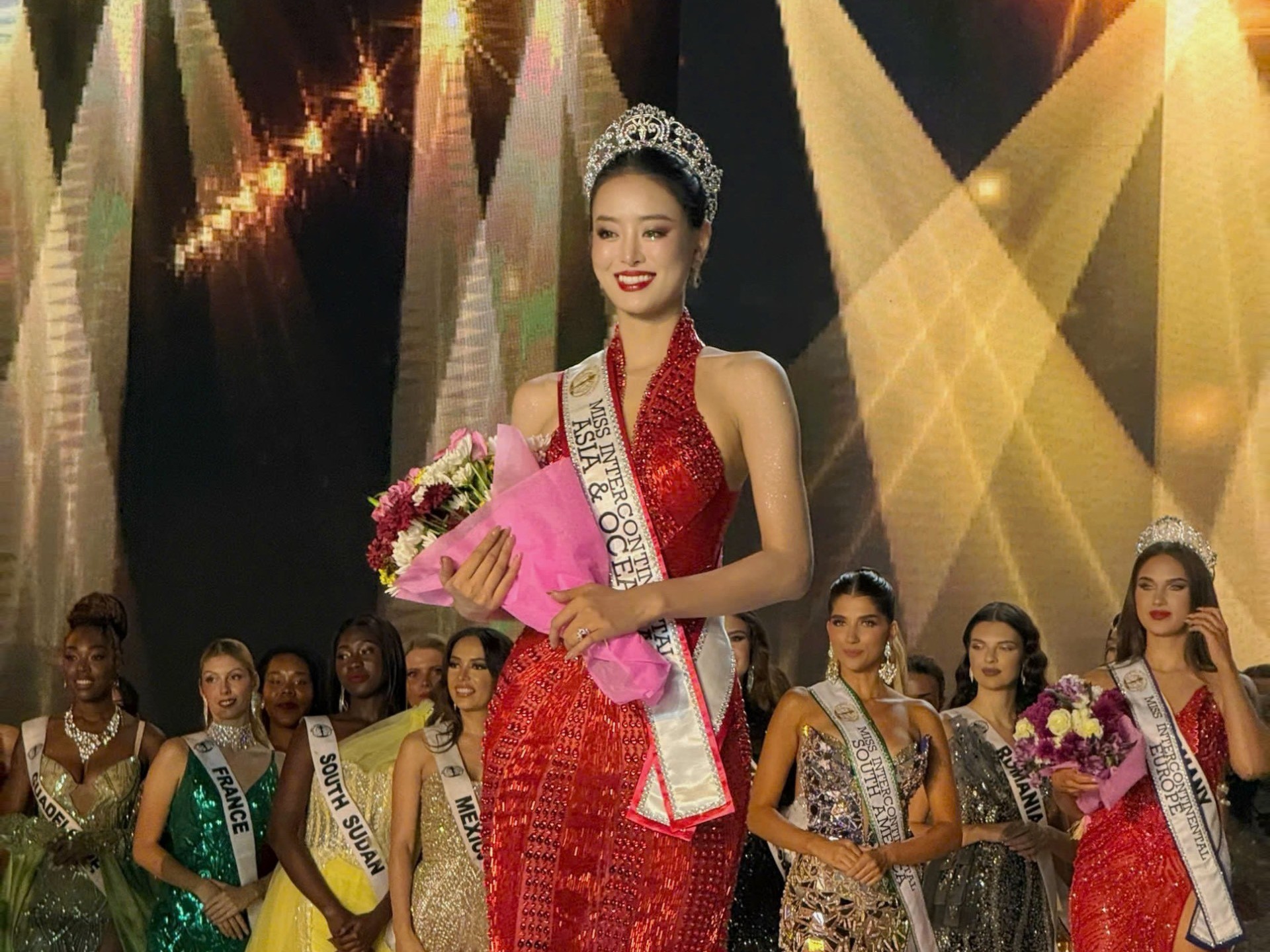 Bùi Khánh Linh đạt danh hiệu Á hậu 3 'Miss Intercontinental 2024'