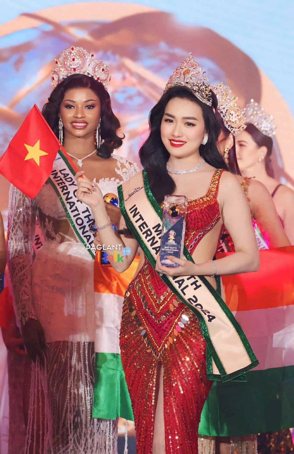 Vũ Thị Hoa - Chiến binh âm thầm đăng quang 'Mrs Earth International 2024'