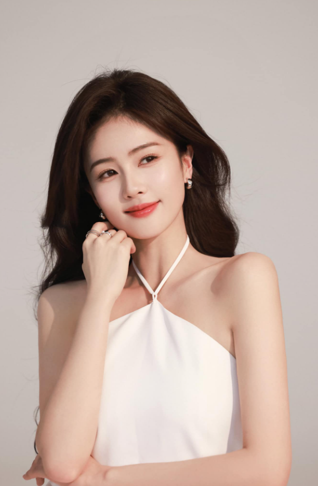 Bạch Lộc ghi dấu ấn mới trong sự nghiệp