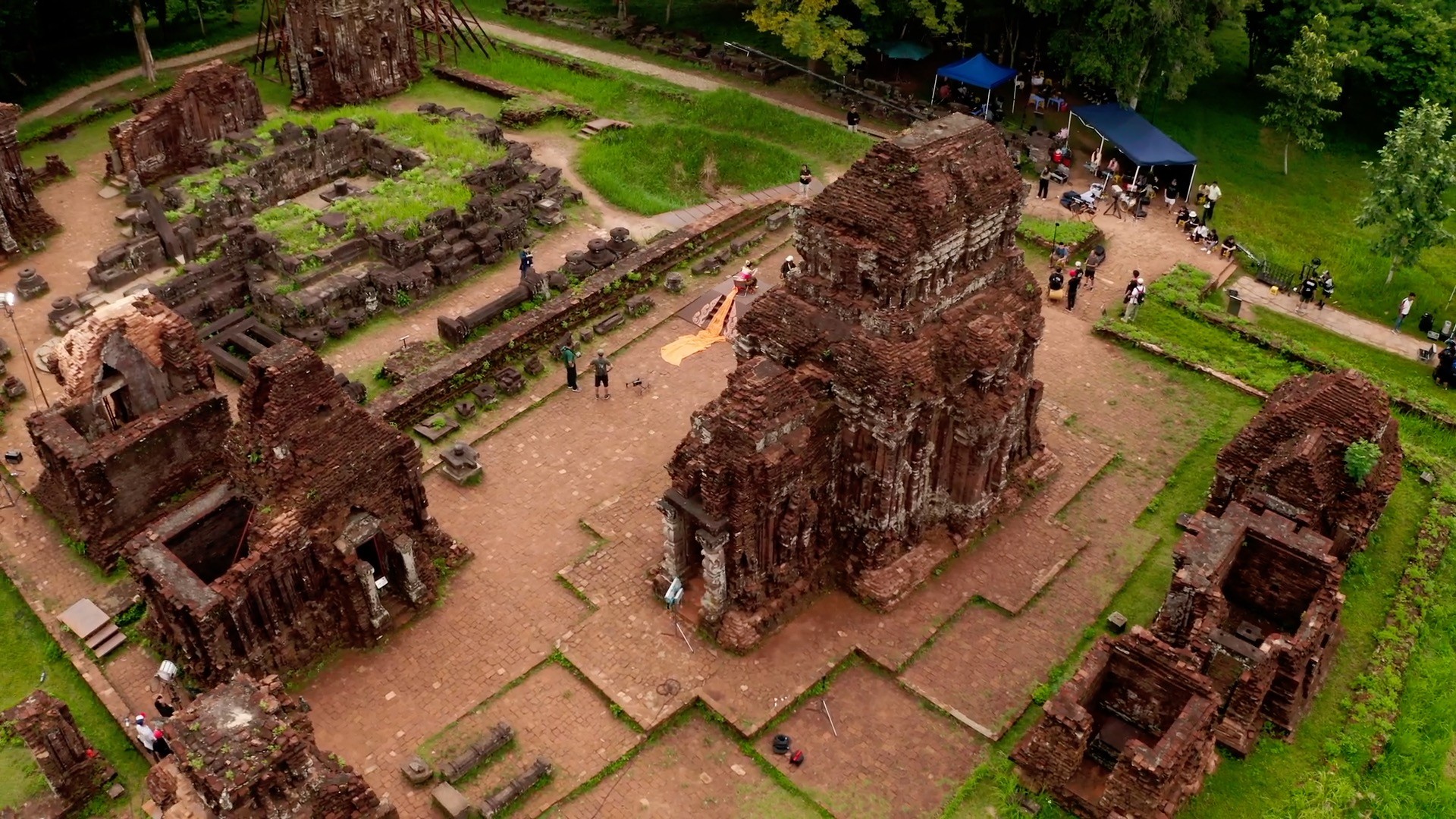 'Yêu nhầm bạn thân': Dự án điện ảnh tôn vinh các thắng cảnh Việt Nam, kỳ vọng phát triển du lịch trong nước