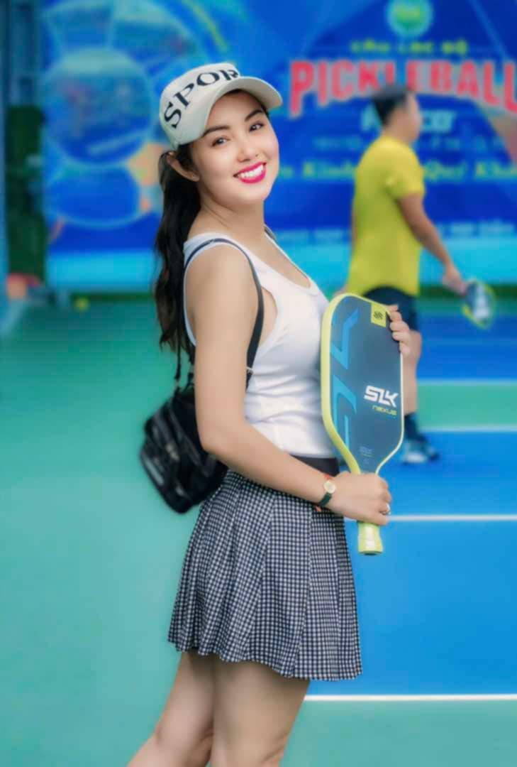 'Nàng hậu' Amy Lê Anh 'lột xác' với Pickleball