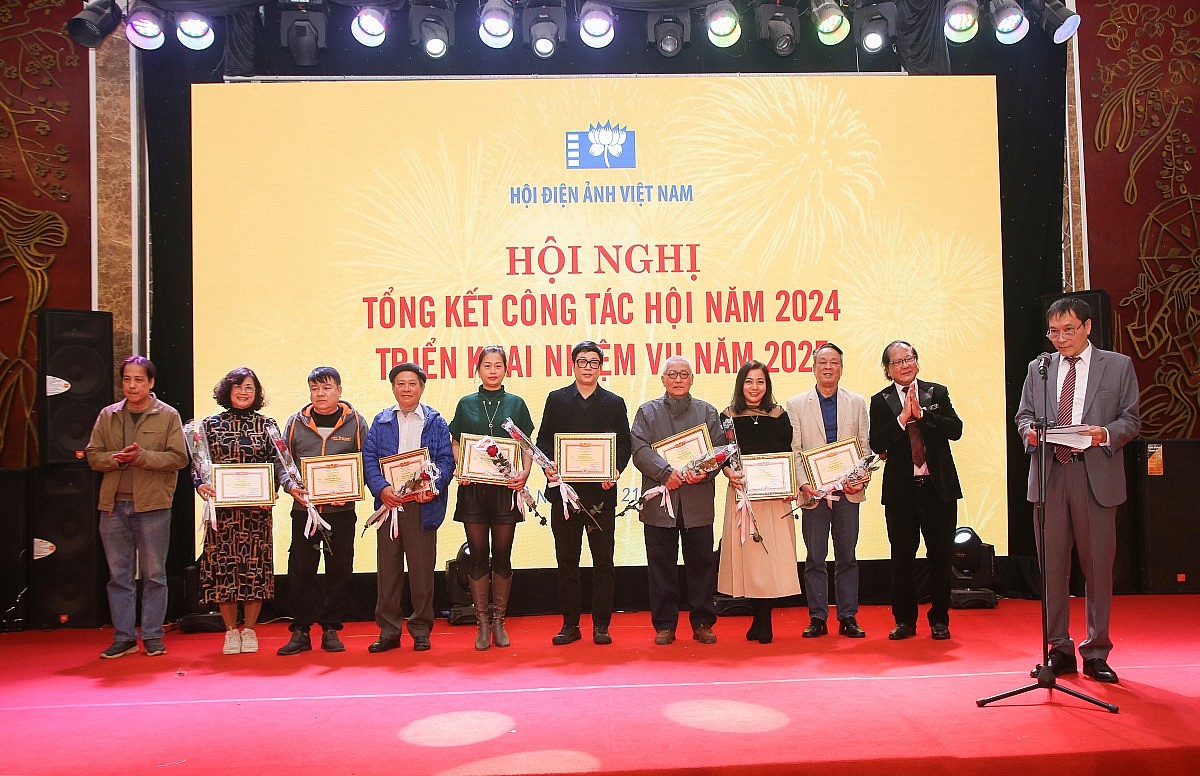 Hội Điện ảnh Việt Nam tổng kết hoạt động năm 2024, gặp mặt thân tình hội viên cuối năm