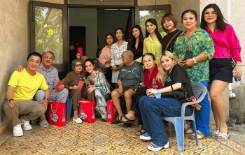 Lý Hùng thăm lão nghệ sĩ Mạc Can, nghe kể chuyện về NSND Lý Huỳnh