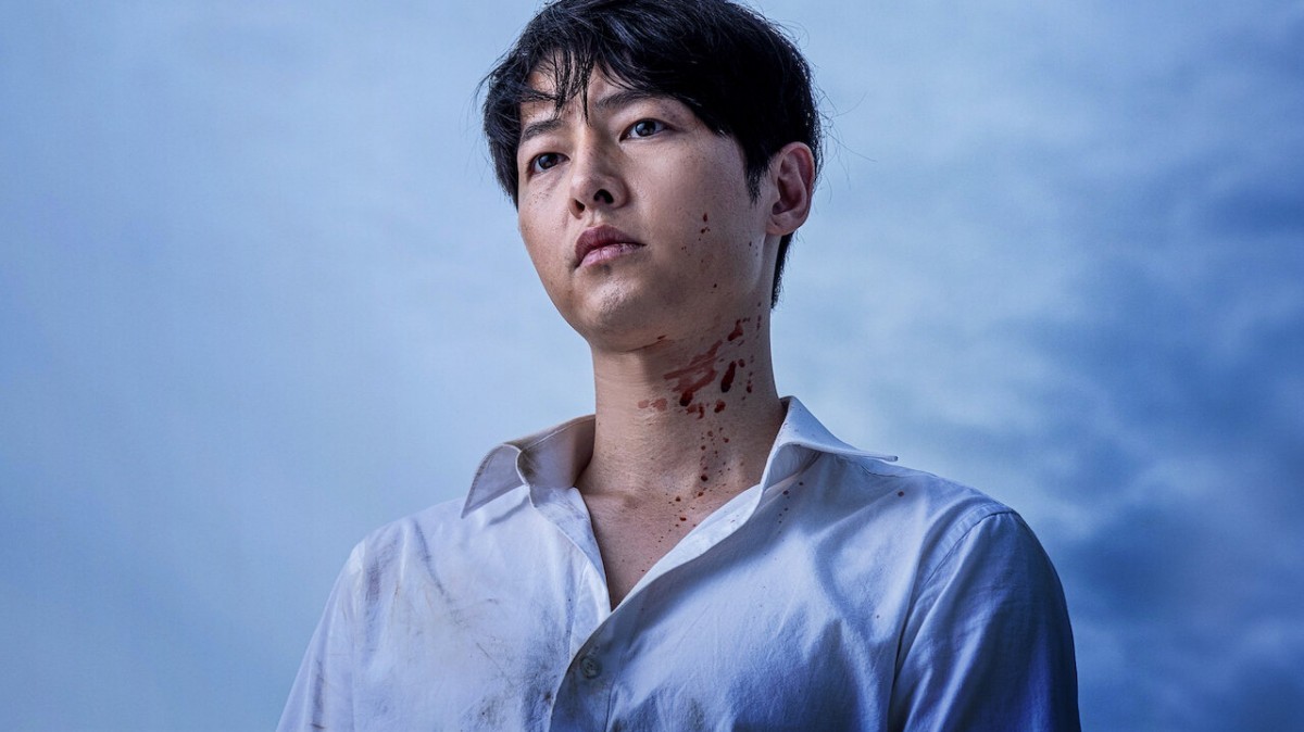 'Bogota' của Song Joong Ki thống trị BXH dù thua thảm tại rạp