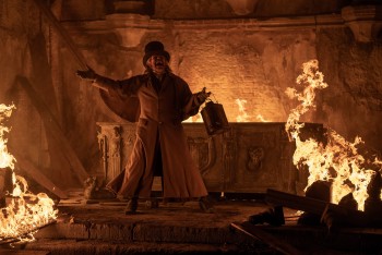 Càn quét giải thưởng điện ảnh, 'Ma cà rồng Nosferatu' chính thức có mặt tại Việt Nam từ tháng 2