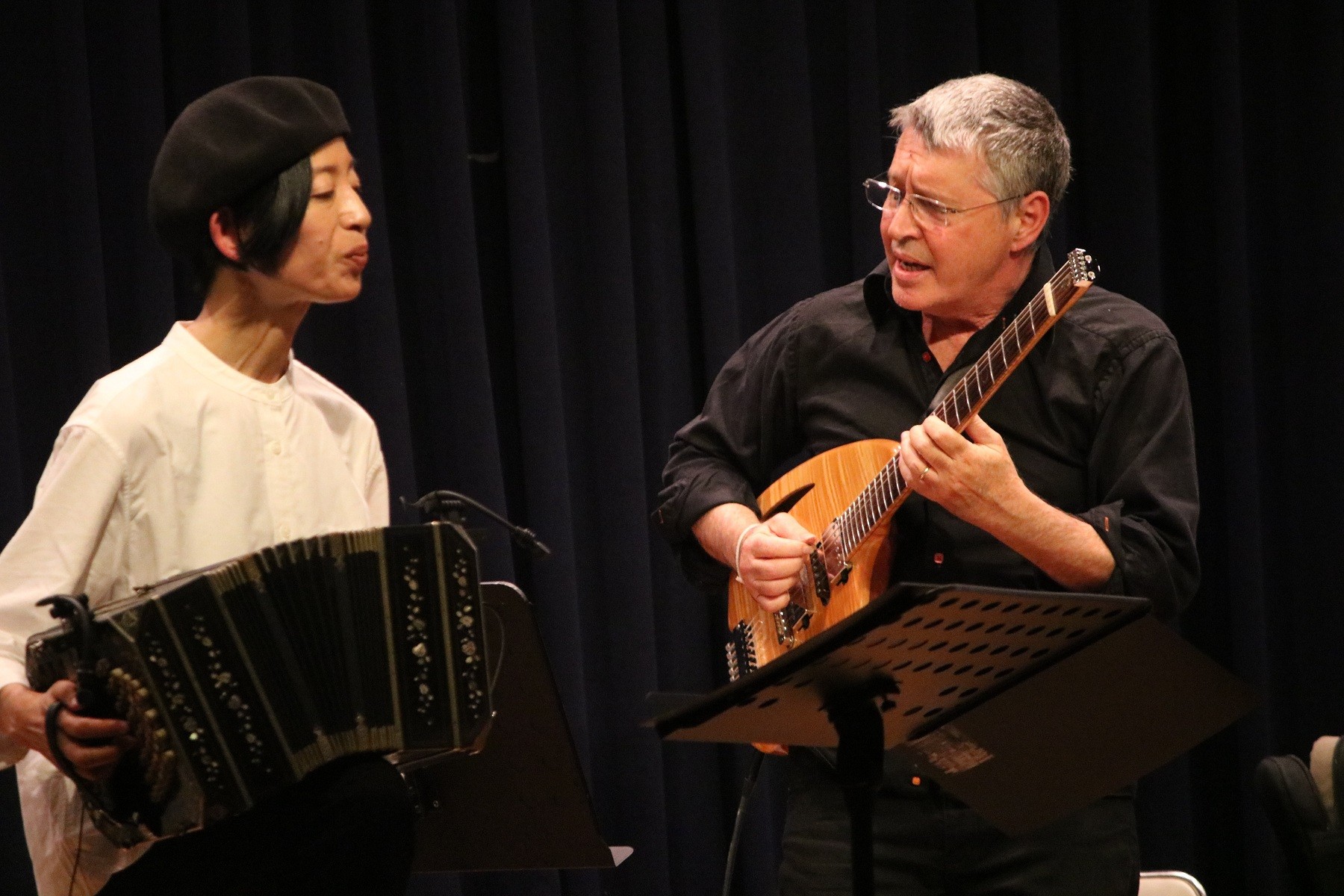 Ca sĩ Ánh Tuyết tái ngộ khán giả tại đêm nhạc vì trẻ em nghèo Việt Nam 'Tango night in Saigon'