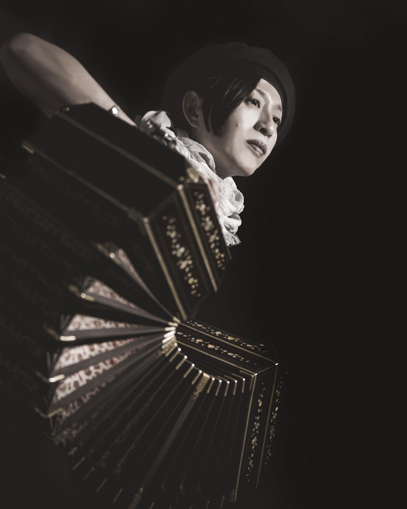 Ca sĩ Ánh Tuyết tái ngộ khán giả tại đêm nhạc vì trẻ em nghèo Việt Nam 'Tango night in Saigon'