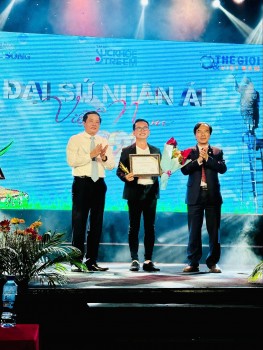 Giải Trái tim vàng thuộc về Nguyễn Quý Khang - Chàng đạo diễn song hành Nghệ thuật và việc làm nhân ái