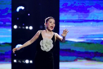 Ca sĩ Mỹ Lệ bật mí kế hoạch ra mắt album chơi đàn cello sau 15 năm