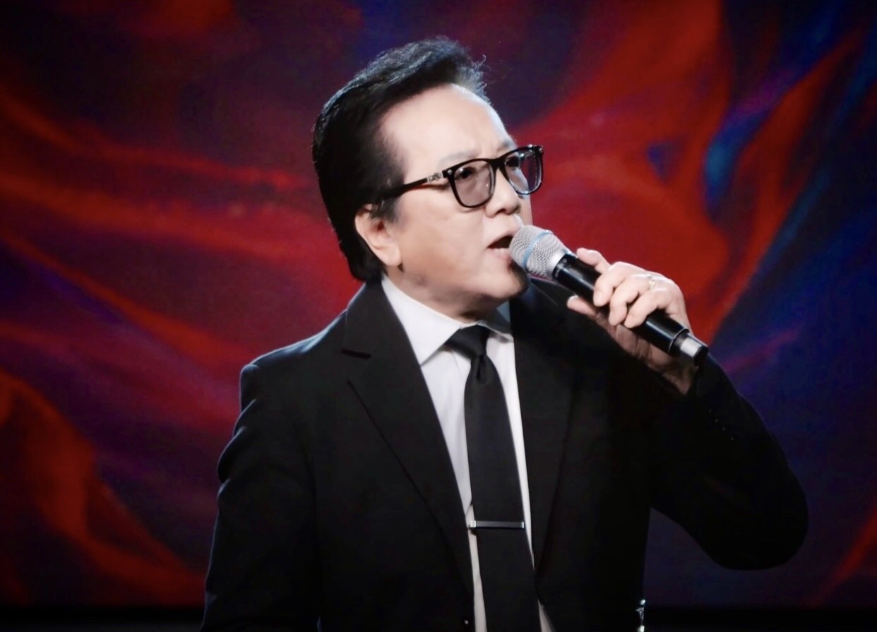 Elvis Phương ra mắt album mới nhân dịp sinh nhật lần thứ 80 và kỷ niệm 64 năm ca hát