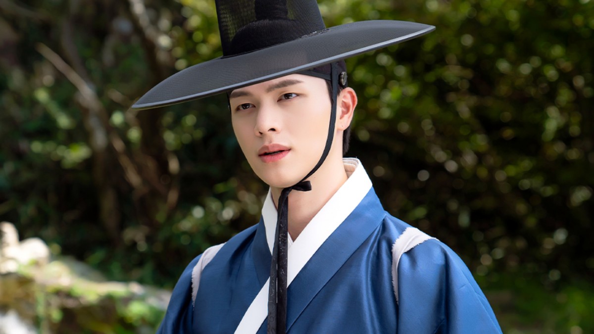 Yook Sung Jae ‘nên duyên’ với Bona, nhận nhiều lời khen trong ‘The Haunted Palace’