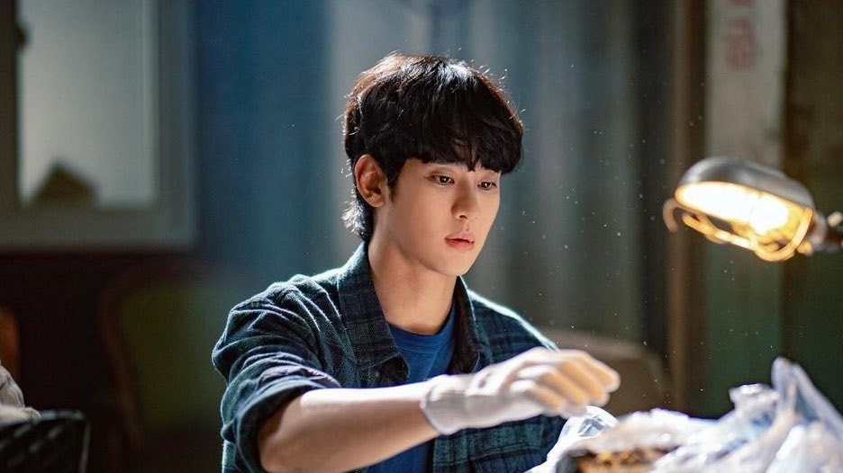 Disney+ hoãn quay 'Knock Off' vô thời hạn vì Kim Soo Hyun