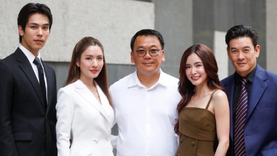 'Tòa án tình yêu' gây sốt với màn kết hợp gây bùng nổ của bộ ba ‘nam thần - ngọc nữ’ hàng đầu Thái Lan