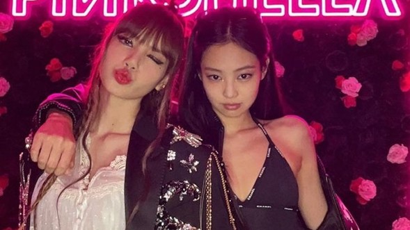 Jennie, Lisa oanh tạc Coachella với giá trị truyền thông cực 'khủng'