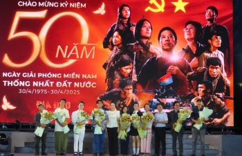 Đêm giao lưu đầy cảm xúc giữa khán giả TP. HCM cùng ê-kip phim 'Địa đạo: Mặt trời trong bóng tối'