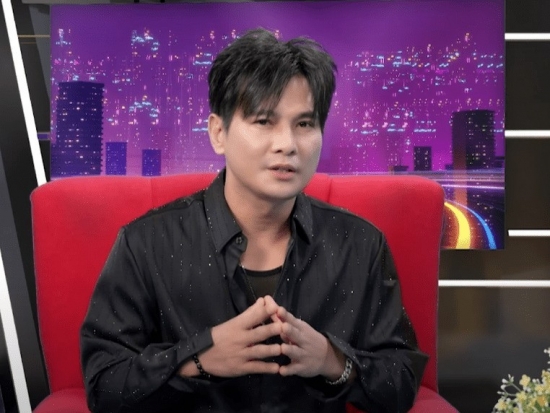 '24h nói thật': Lâm Hùng kể chuyện tuổi thơ lái ghe, trốn đi hát và bài học dạy con lòng biết ơn