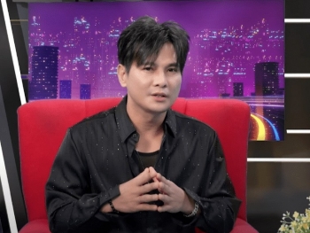 '24h nói thật': Lâm Hùng kể chuyện tuổi thơ lái ghe, trốn đi hát và bài học dạy con lòng biết ơn