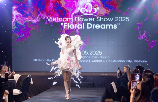 Hoa hậu Quế Anh vừa là Đại sứ, vừa là nàng thơ Hoa lan