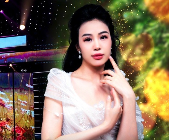 'Hãy nghe tôi hát 2025': Hoàng Tâm Anh, Phạm Tuấn Kha và Đỗ Thành Danh dệt nên không gian lãng mạn trong đêm nhạc Việt Anh