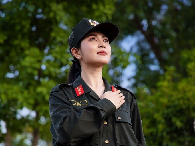 Duyên Quỳnh tiếp tục cùng Nguyễn Văn Chung ra mắt ca khúc tri ân chiến sĩ Công an nhân dân