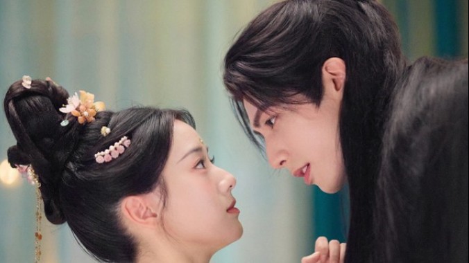 Phim của Tống Uy Long 'chật vật' trước 'Khom lưng' và 'Tàng Hải truyện'