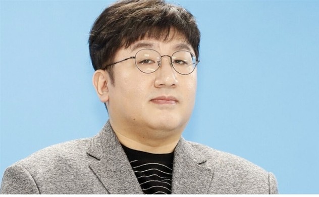 “CHA ĐẺ” CỦA HYBE VƯỚNG NGHI VẤN GIAO DỊCH BẤT HỢP PHÁP, LIỆU CÓ ẢNH HƯỞNG ĐẾN BTS?