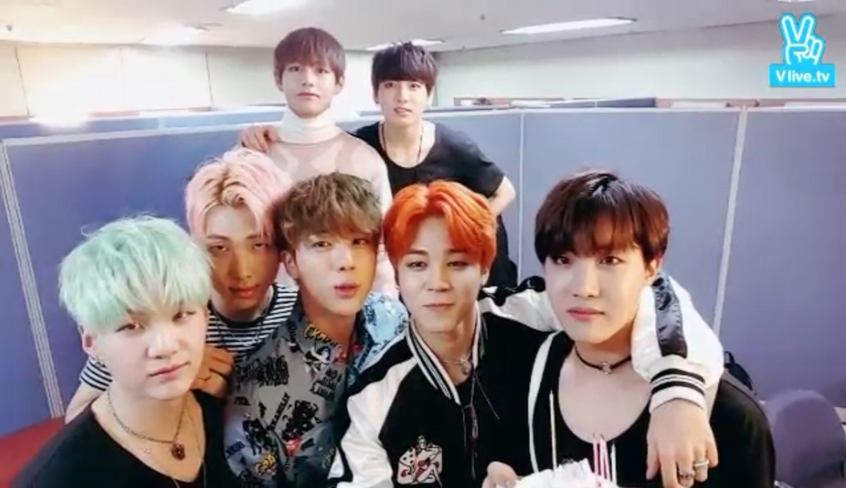 “CHA ĐẺ” CỦA HYBE VƯỚNG NGHI VẤN GIAO DỊCH BẤT HỢP PHÁP, LIỆU CÓ ẢNH HƯỞNG ĐẾN BTS?