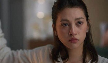 Hoa hậu Tiểu Vy đã nỗ lực diễn xuất ra sao trong 'Bộ tứ báo thủ'?