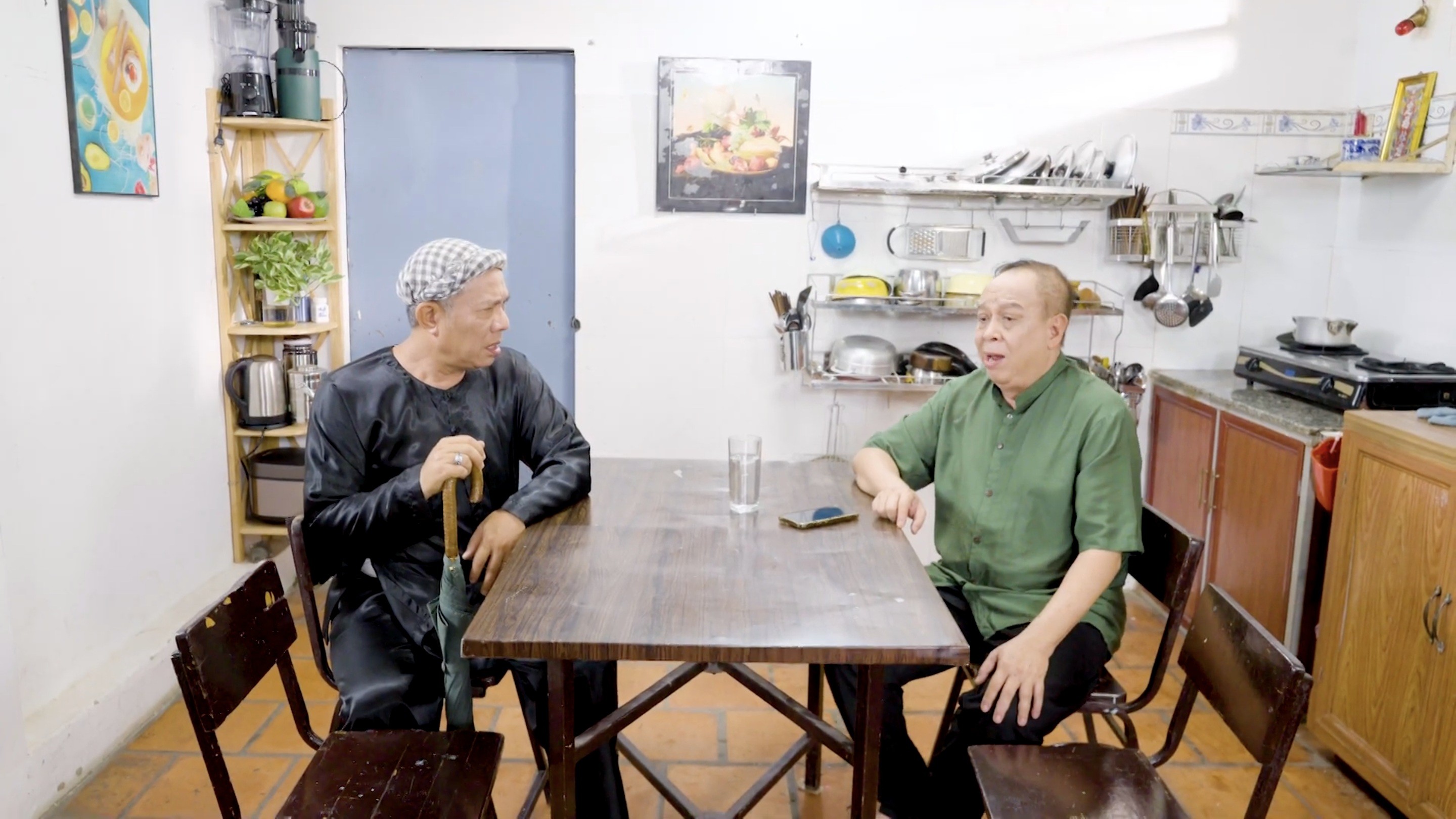 'Cười cùng bác Ba Phi': Nghệ sĩ Hạnh Thúy chuốc họa vào thân vì tiết kiệm thái quá