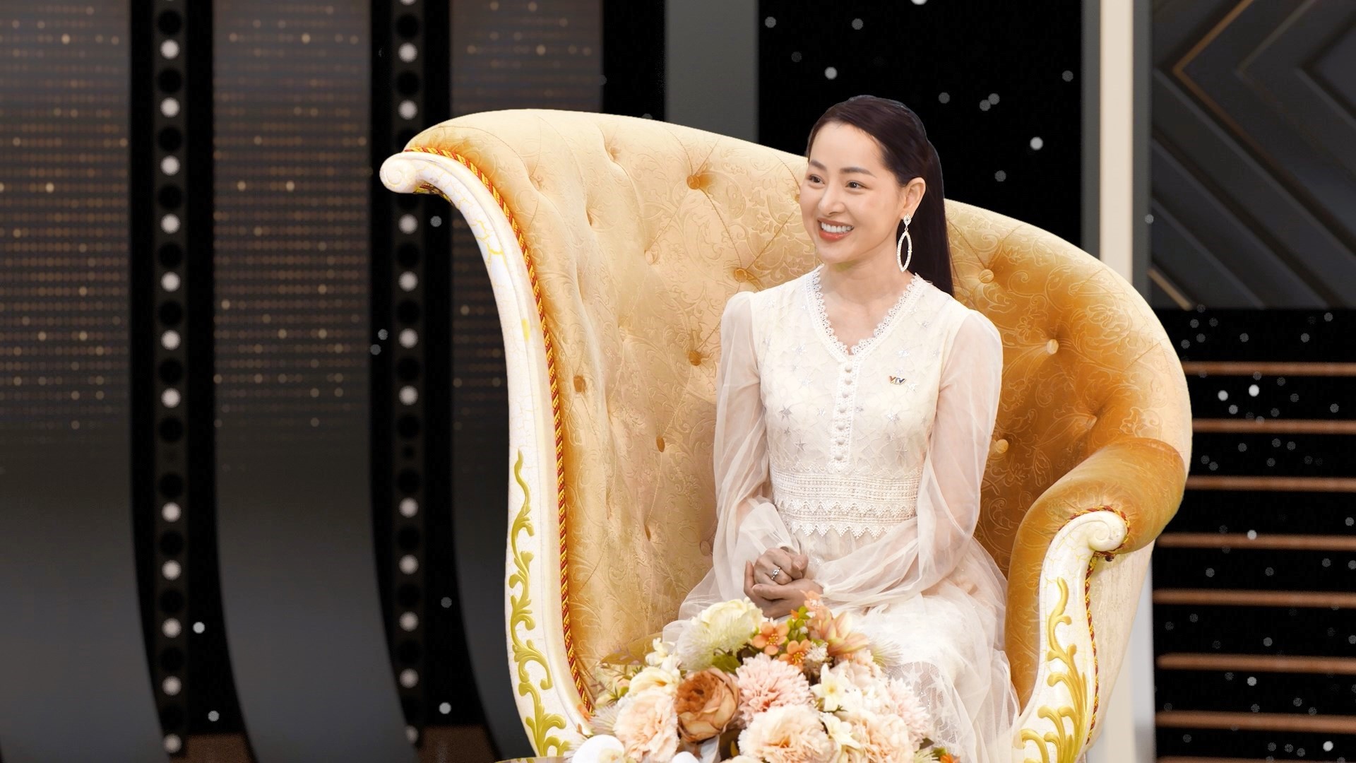 Ca sĩ Nguyễn Kiều Oanh và chiếc kẹp tóc kỷ niệm vô giá của ông ngoại