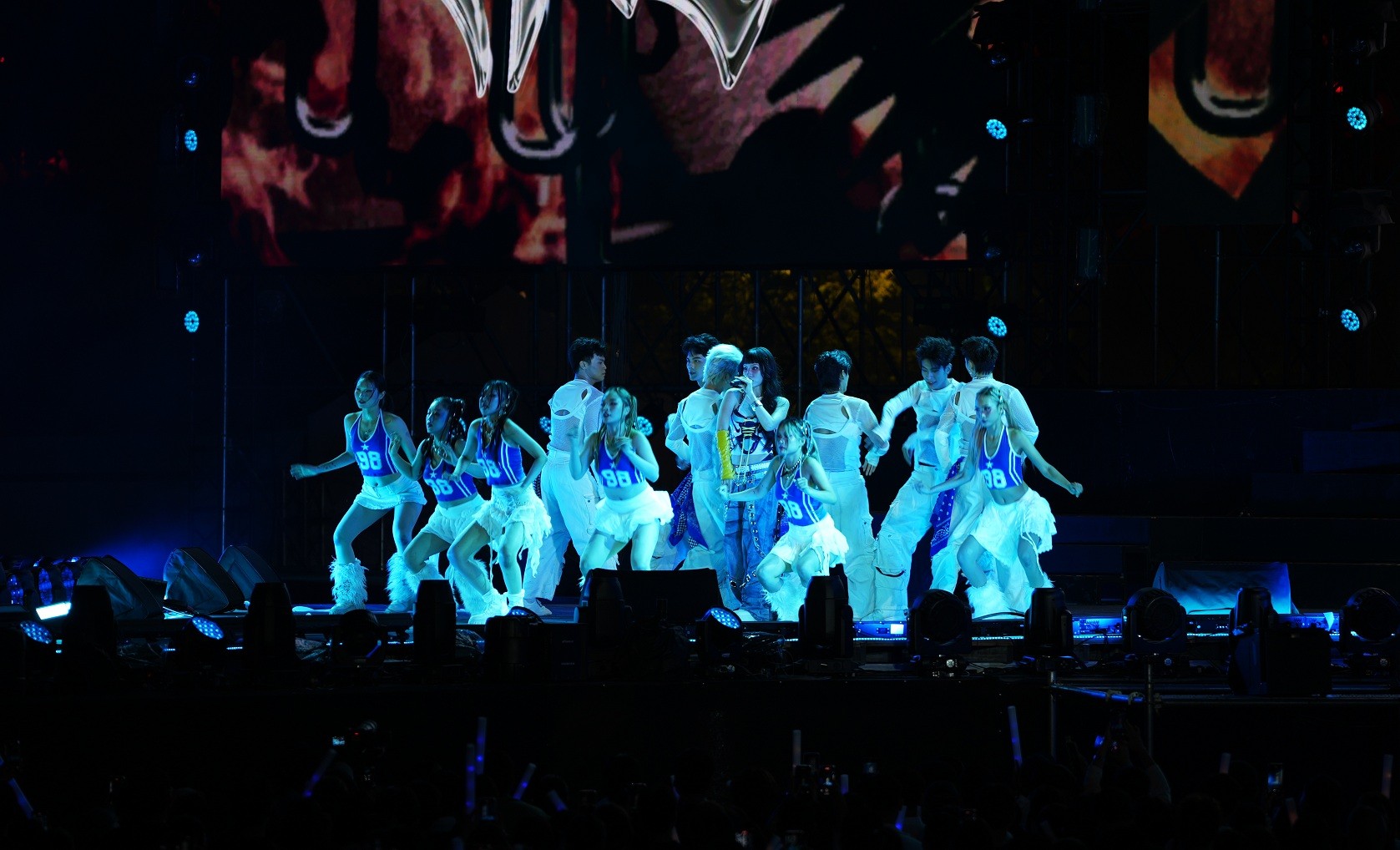 'GAMA Music Racing Festival 2025': Chi Pu, Tăng Duy Tân, Mono, Kay Trần, Mỹ Mỹ, DJ Mie… cháy hết mình 'gánh team'