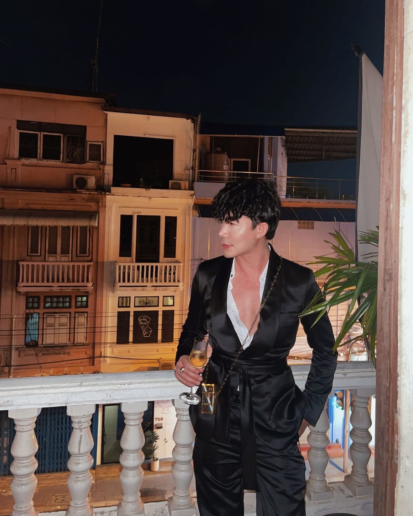 Nathan Lee xác nhận mua bản quyền loạt hit của Noo Phước Thịnh