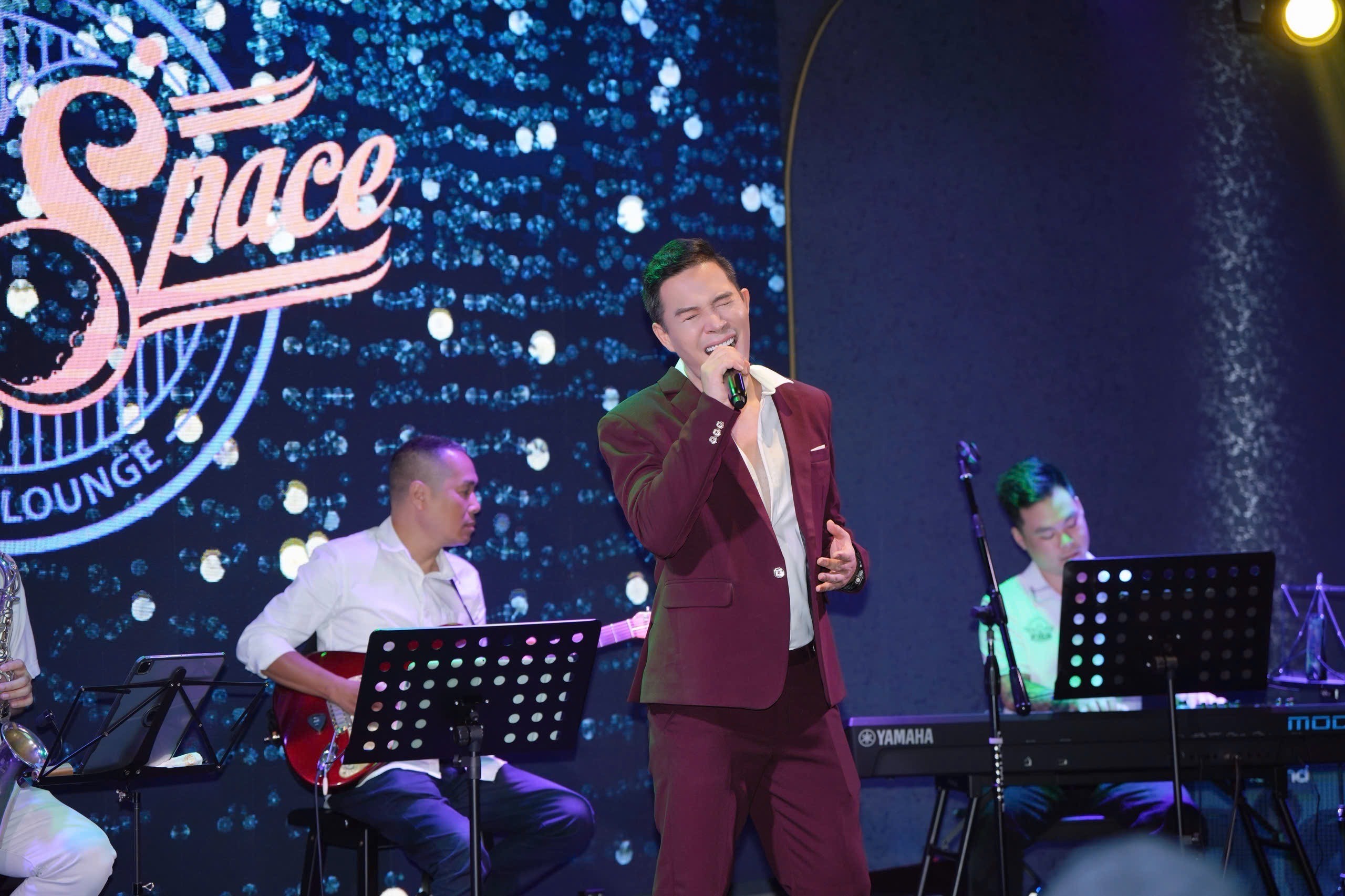 Nathan Lee xác nhận mua bản quyền loạt hit của Noo Phước Thịnh