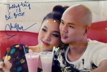 Phan Đinh Tùng kể về bức ảnh 'định mệnh' với bà xã Thái Ngọc Bích trong MV lyrics 'Ngồi bên em'
