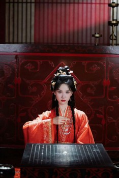 Phim 'Kiều Sở' vướng tranh cãi, Trần Đô Linh nói gì?