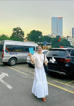 Diễn viên Lan Phương phấn khởi trở lại phim trường VFC