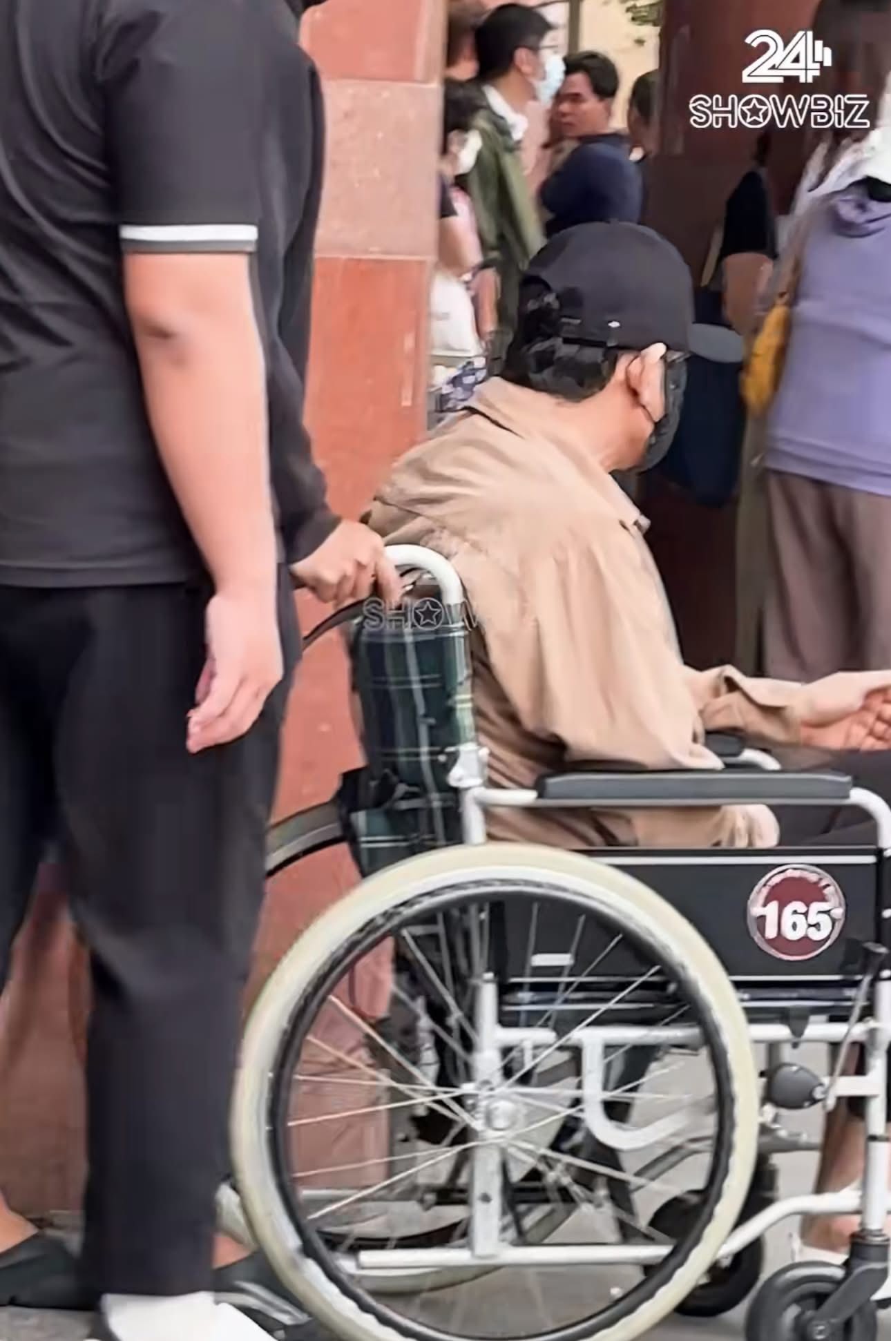 Nam diễn viên Huỳnh Anh Tuấn lên tiếng bác bỏ tin đồn 'Đột quỵ do nghiện rượu'