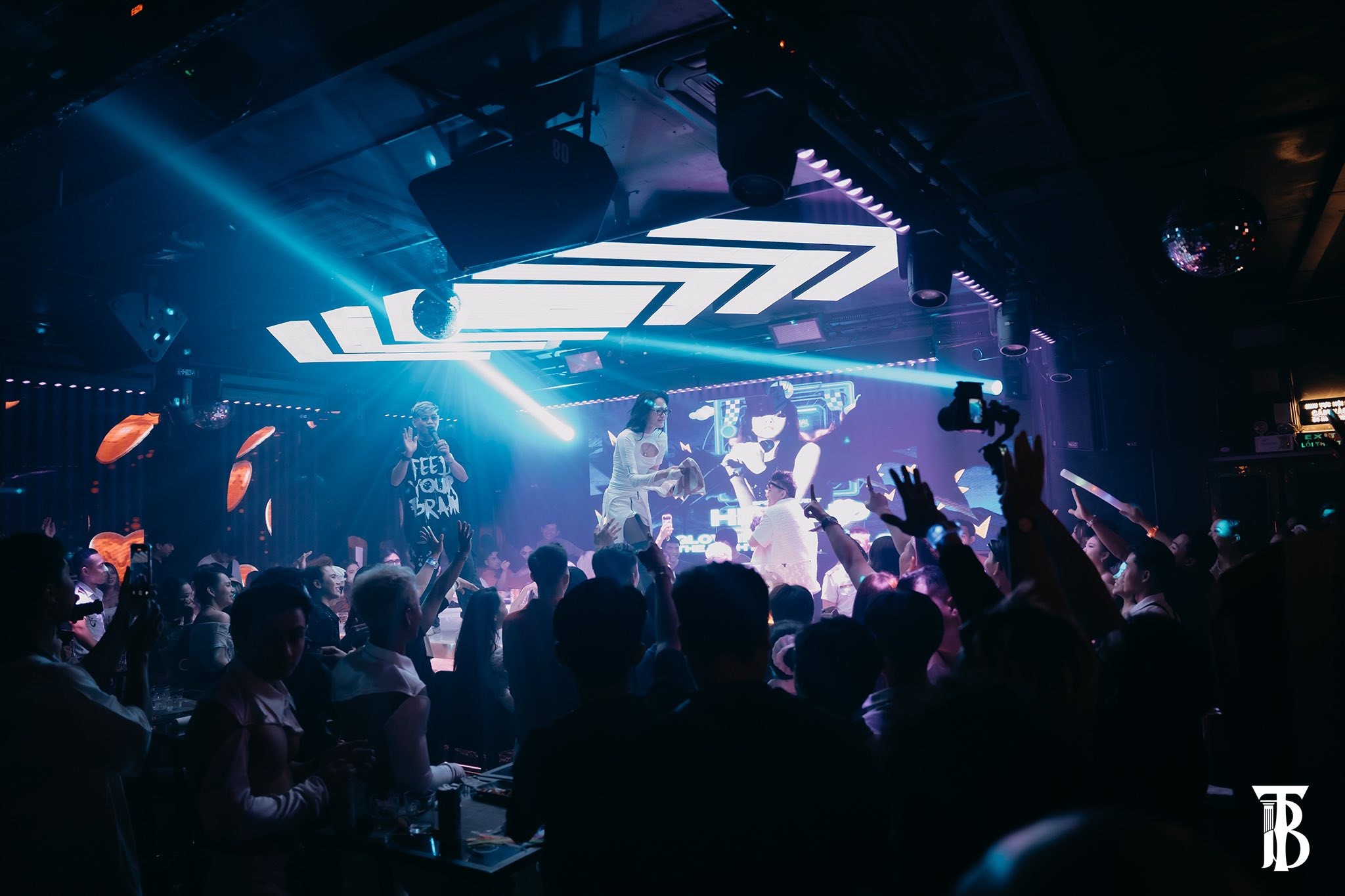 Ca sĩ Hiền Hồ lên tiếng phủ nhận tin đồn 'có bầu'