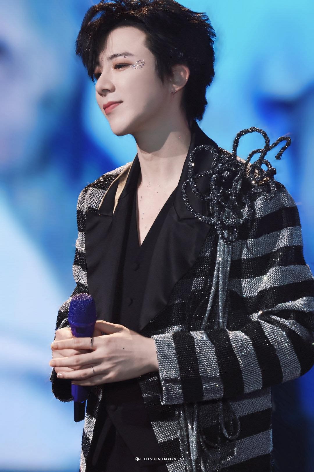 Lưu Vũ Ninh nhận phản ứng trái chiều vì điều gì?