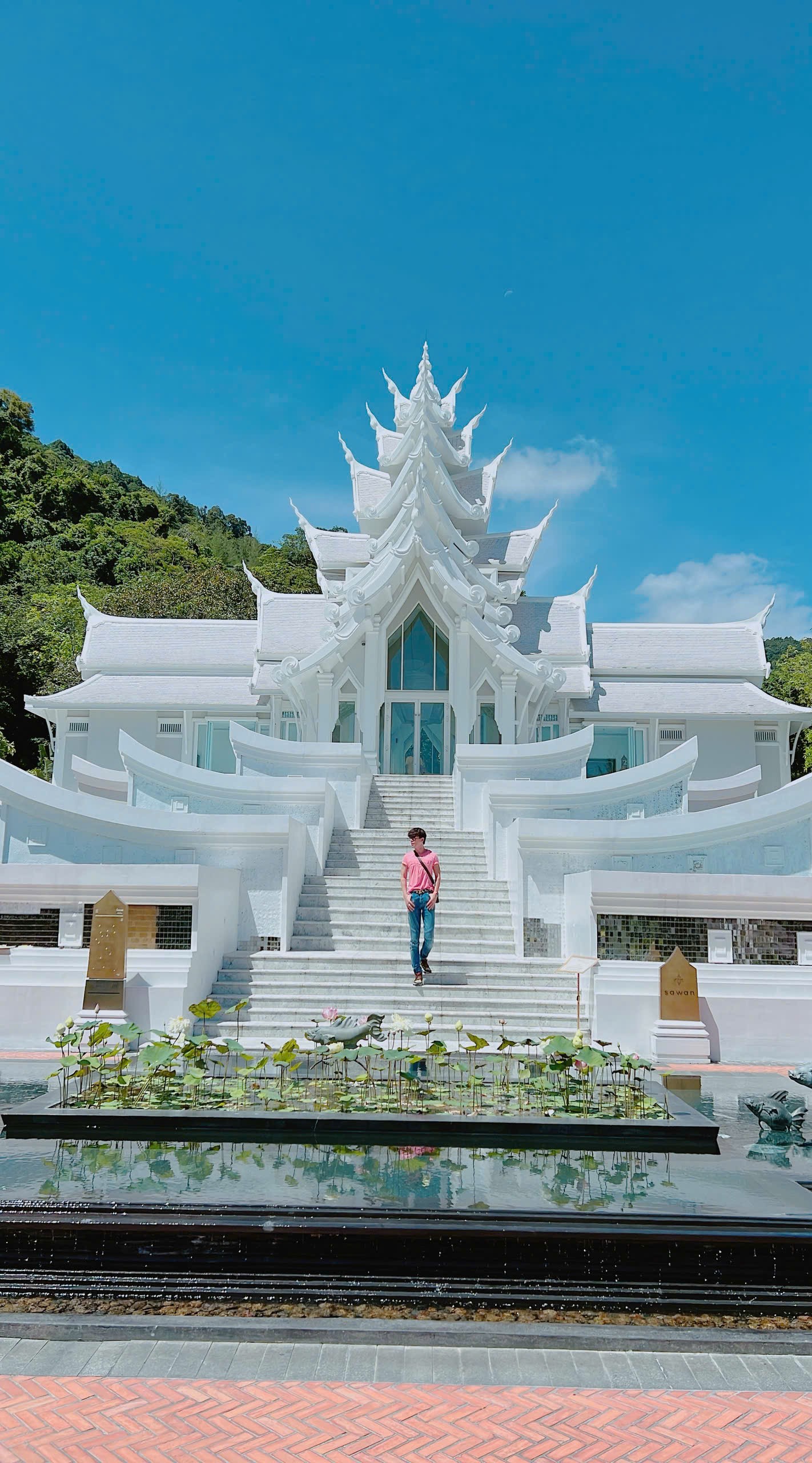 Nathan Lee 'chữa lành' trái tim cô đơn với ca khúc mới 'Người có nhớ tôi không'